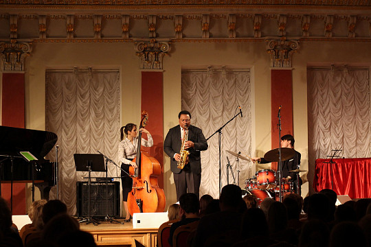 Даниил Крамер и Винсент Хэрринг зарядили Вологодчину энергией джаза 